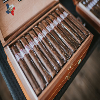 Cigar Rolling at Imagen Venues