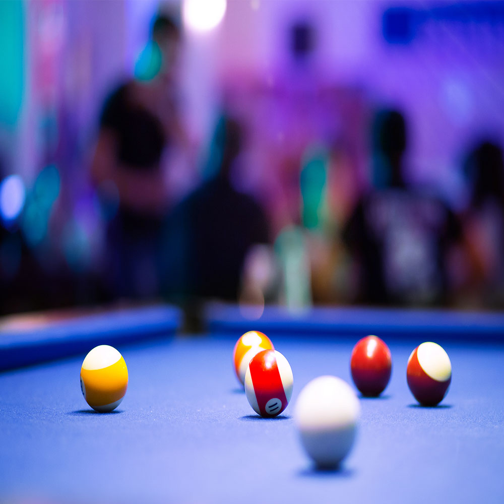 Venues with Pool Tables Corporate & Private Party Activities Imagen