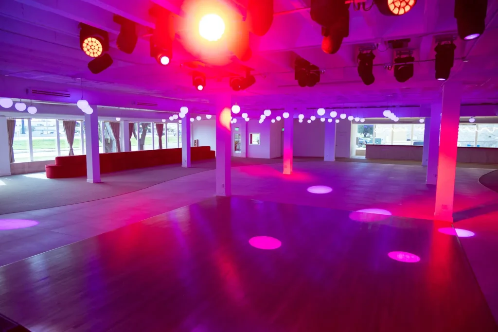 Dallas event venue - Imagen's dance floor with advanced lighting production